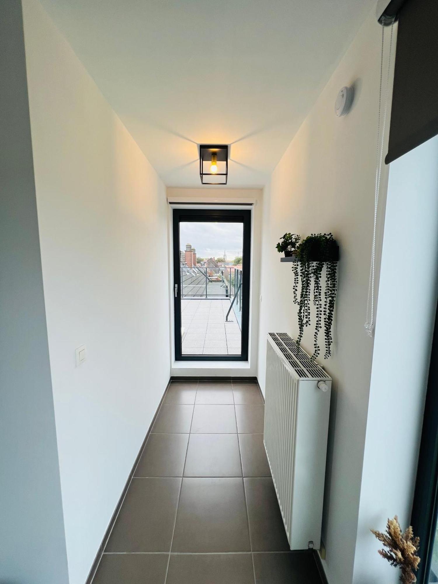 Penthouse With Awesome Terrace And Free Parking * Kortrijk
